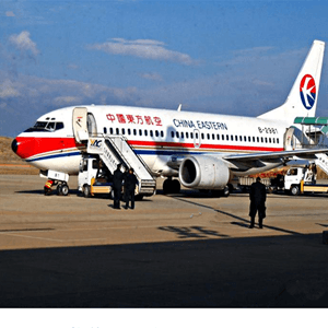 临沧博尚机场空运航空快运业稳步发展的原因是什么？